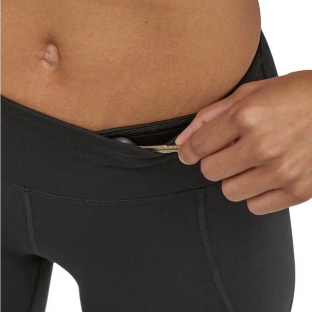 Women’s Patagonia Centered Tights in black XS - Picture 11 of 12